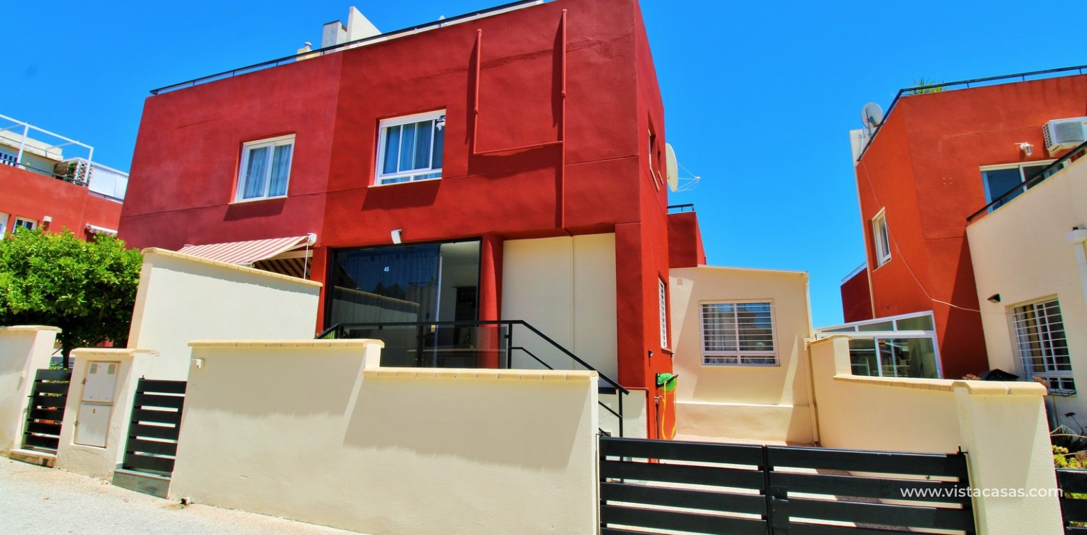 Resale - Townhouse - Villamartin