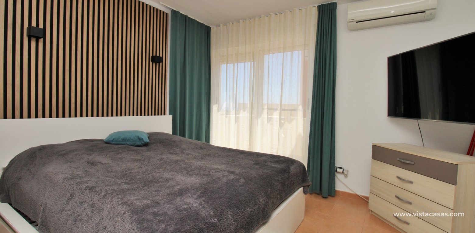 Resale - Townhouse - Villamartin