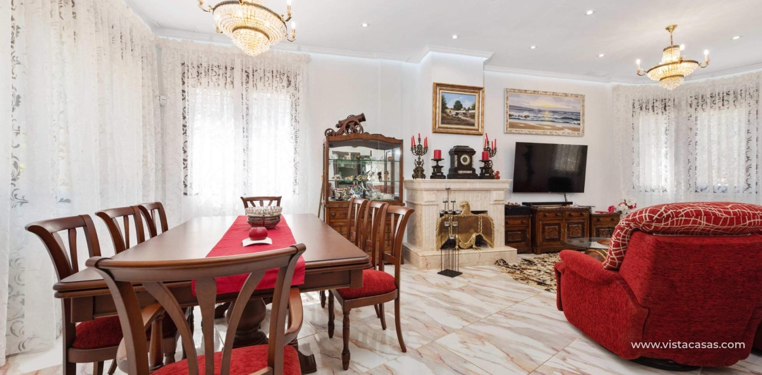 Resale - Villa - Campoamor