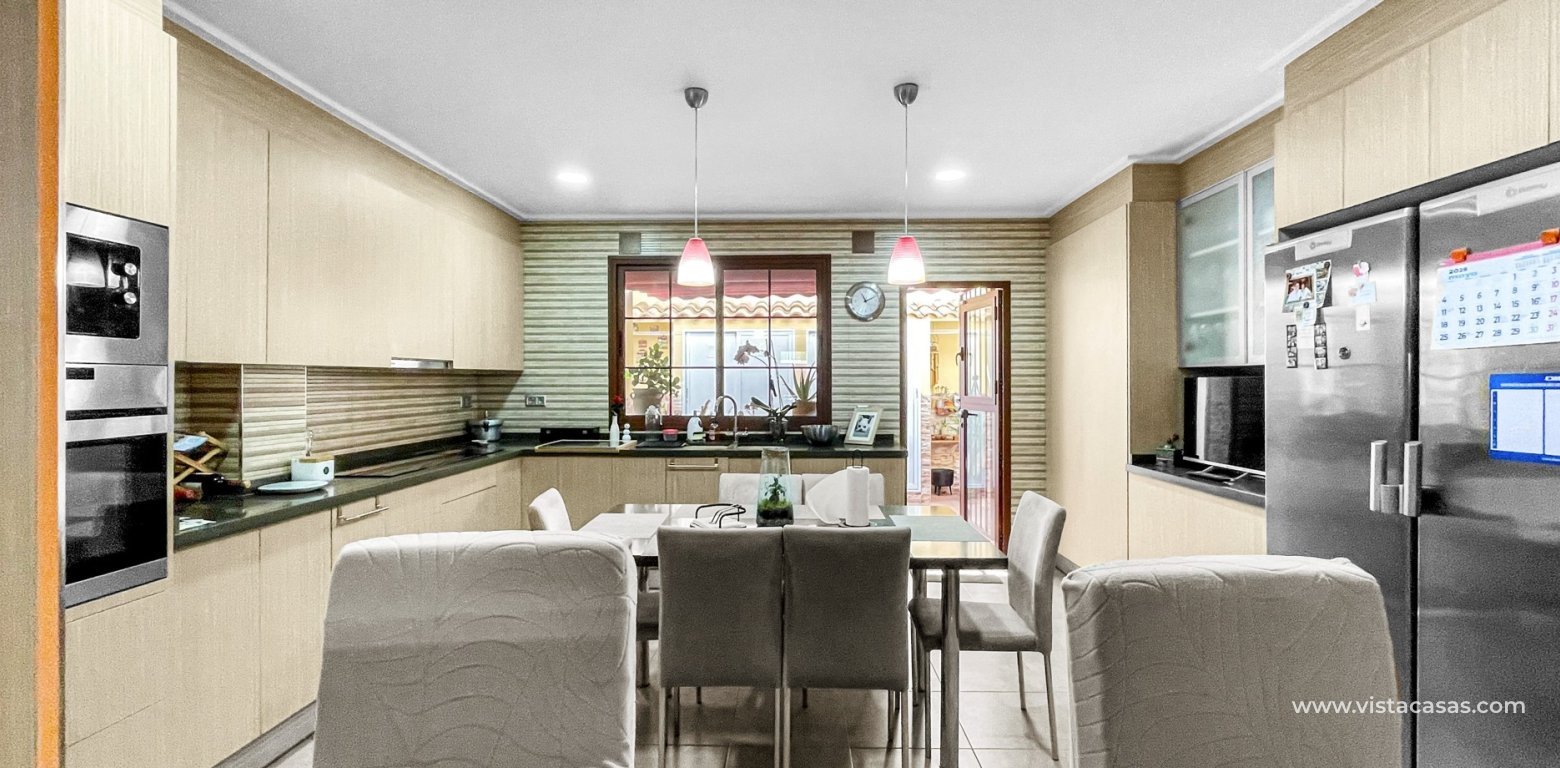 Resale - Townhouse - Los Balcones