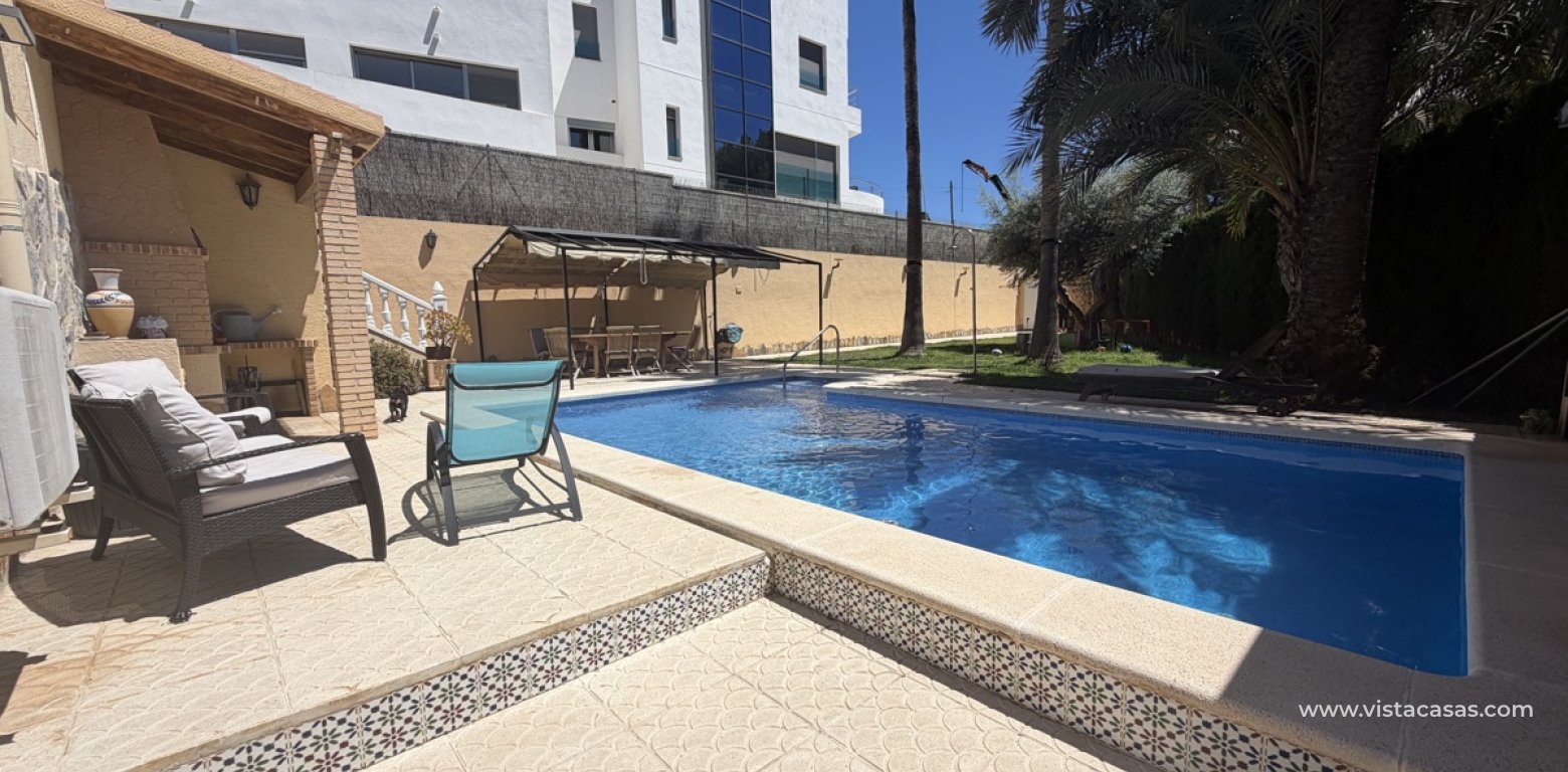 Resale - Villa - Los Balcones