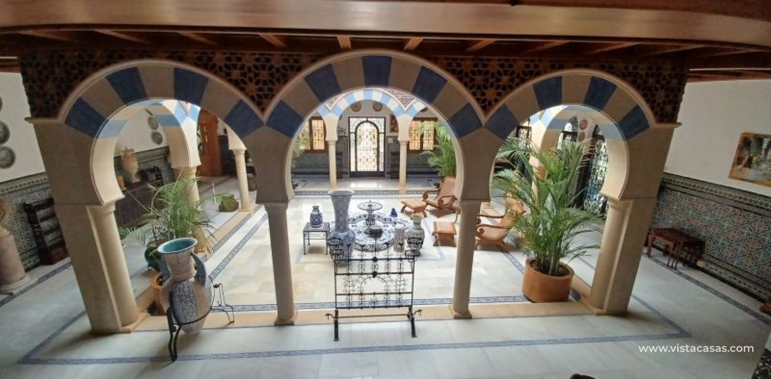 Sale - Villa - Villamartin