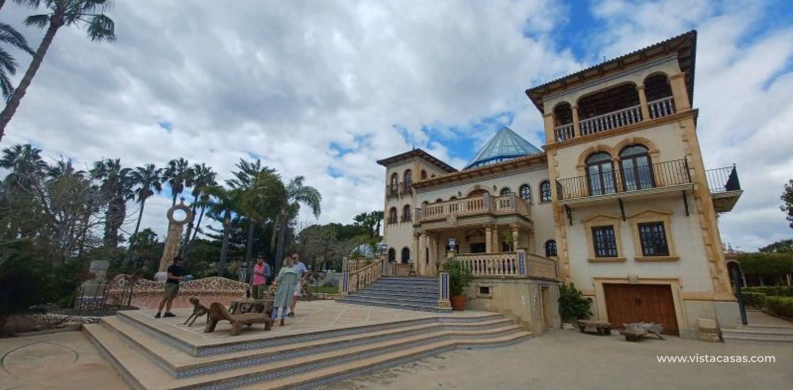 Sale - Villa - Villamartin