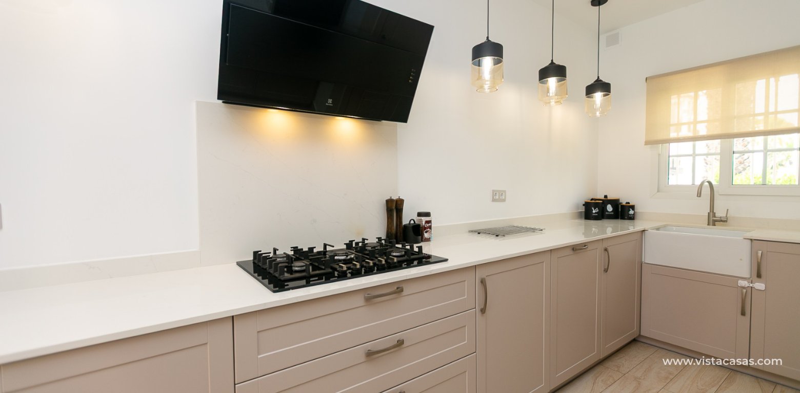 Resale - Villa - Villamartin - Los Dolses
