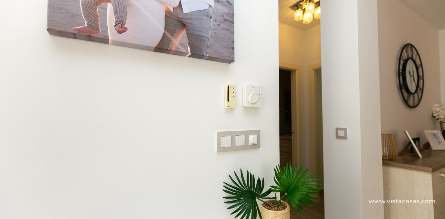 Resale - Villa - Villamartin - Los Dolses
