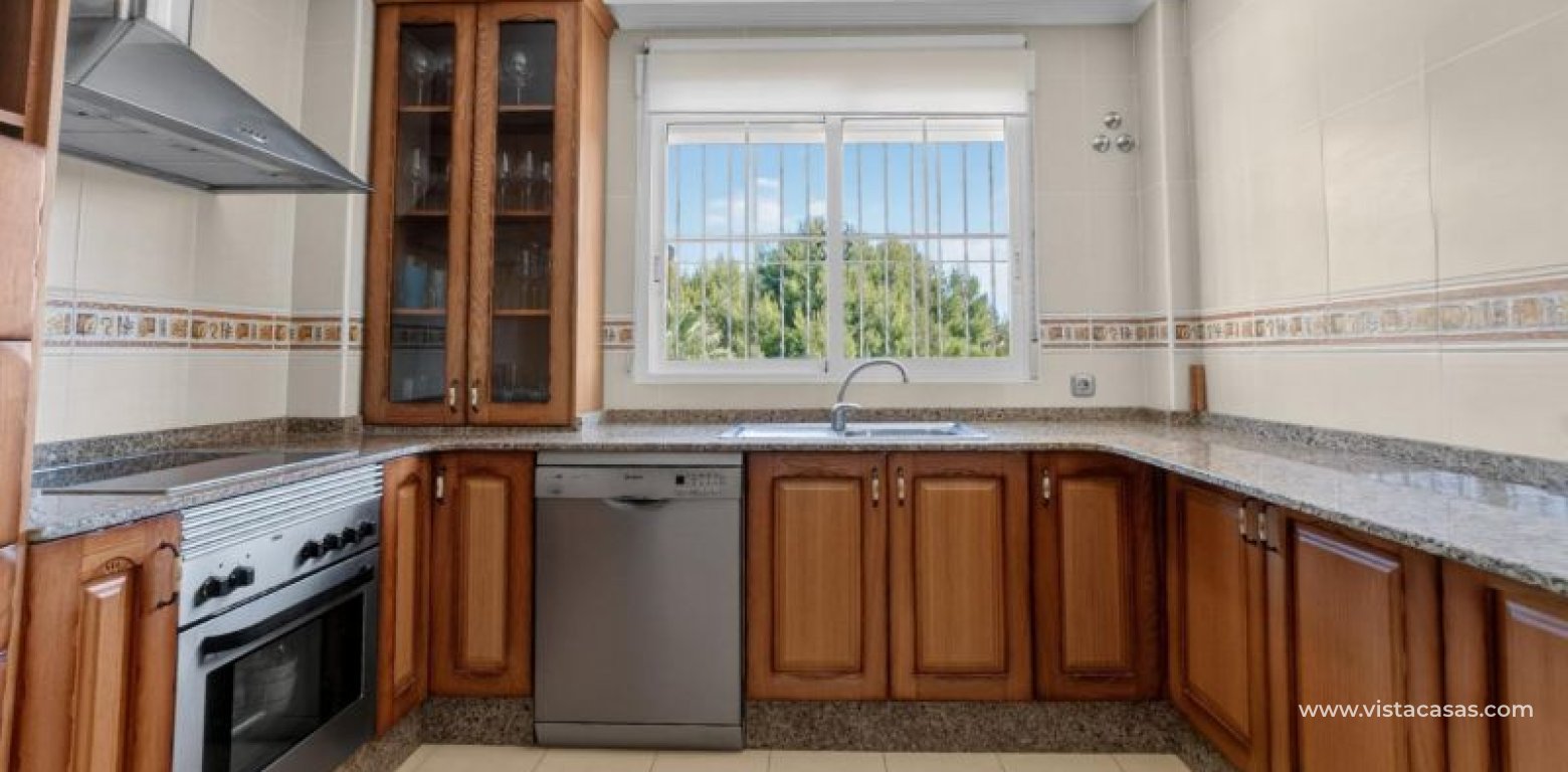 Venta - Chalet - La Zenia