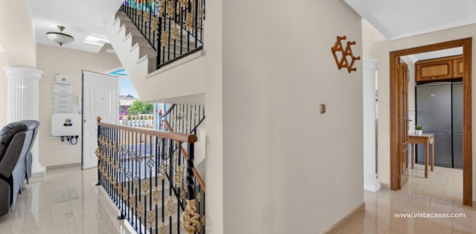 Venta - Chalet - La Zenia