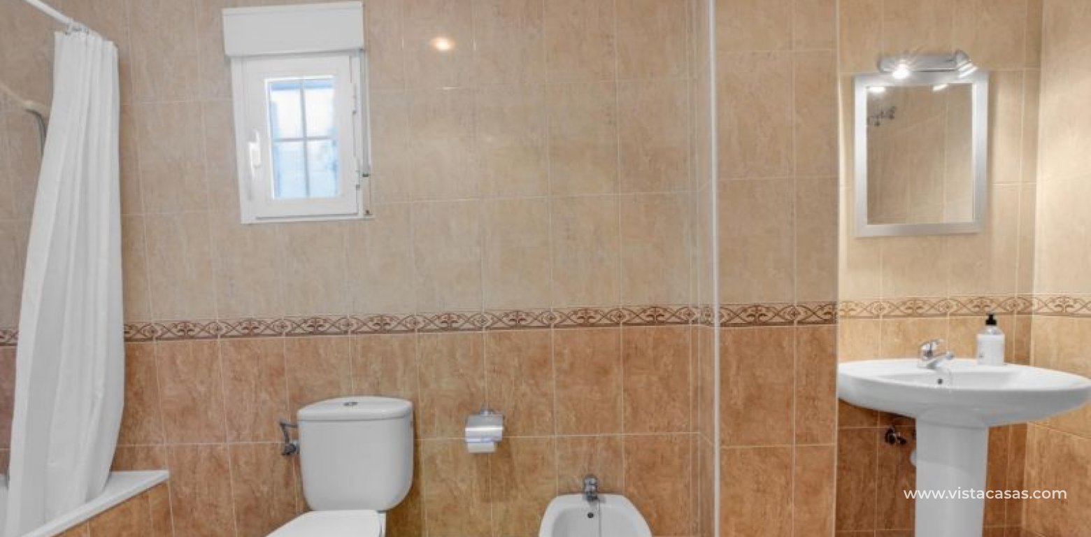 Venta - Chalet - La Zenia