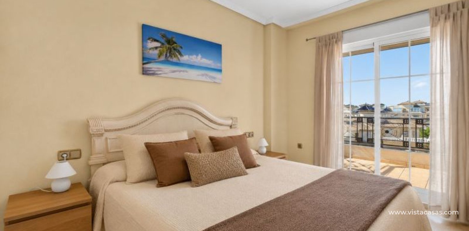 Venta - Chalet - La Zenia
