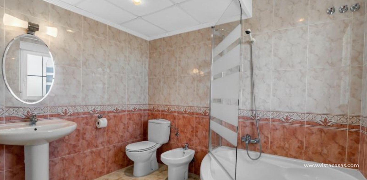 Venta - Chalet - La Zenia