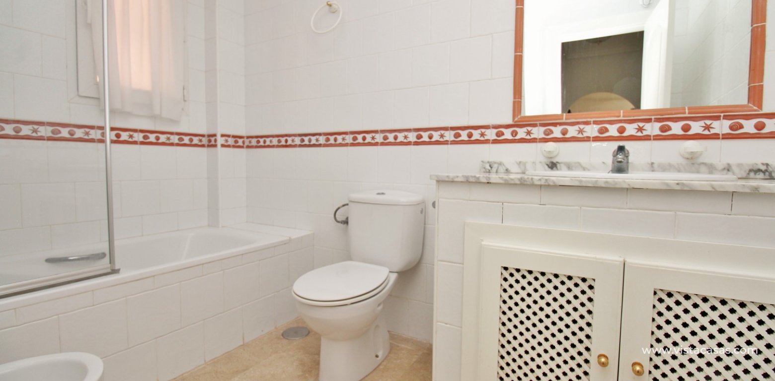 2 Bedroom Ground Floor Apartment In Villagolf Villamartin Plaza bathroom