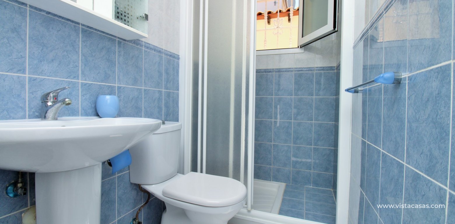 Top Floor Apartment For Sale In Panorama Golf en-suite bathroom
