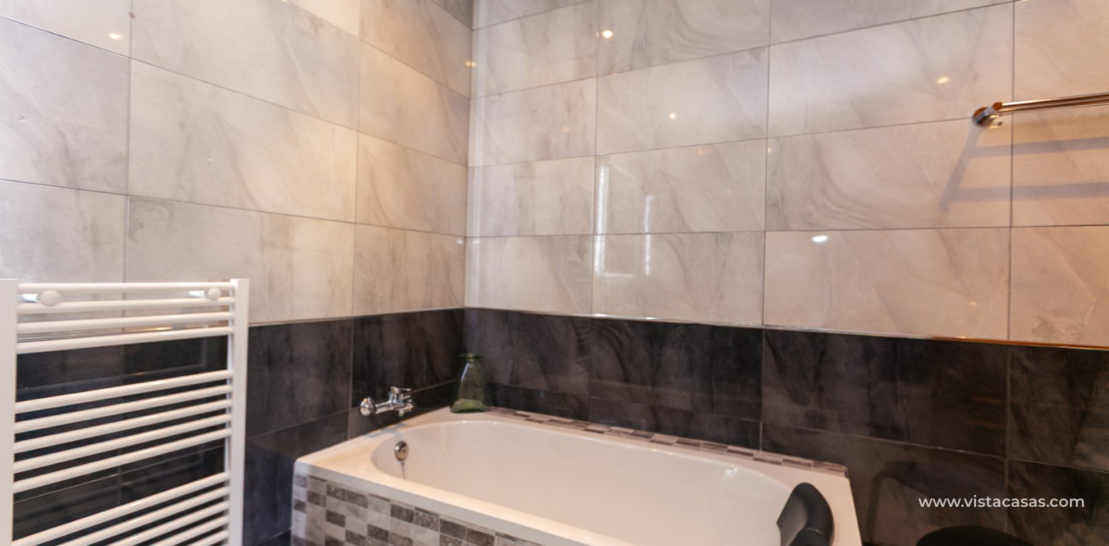 Sale - Villa - Los Balcones
