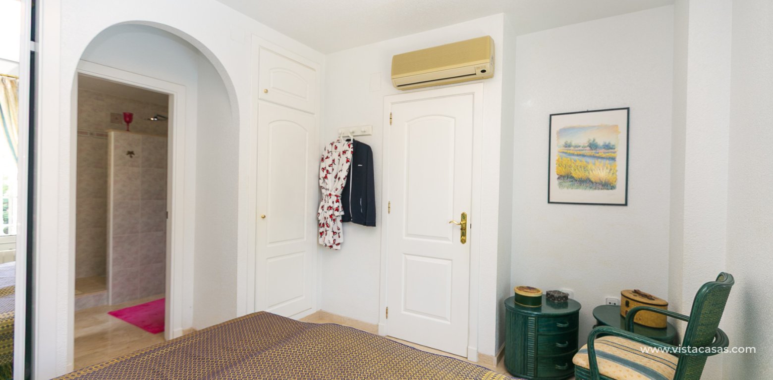 Sale - Villa - Villamartin