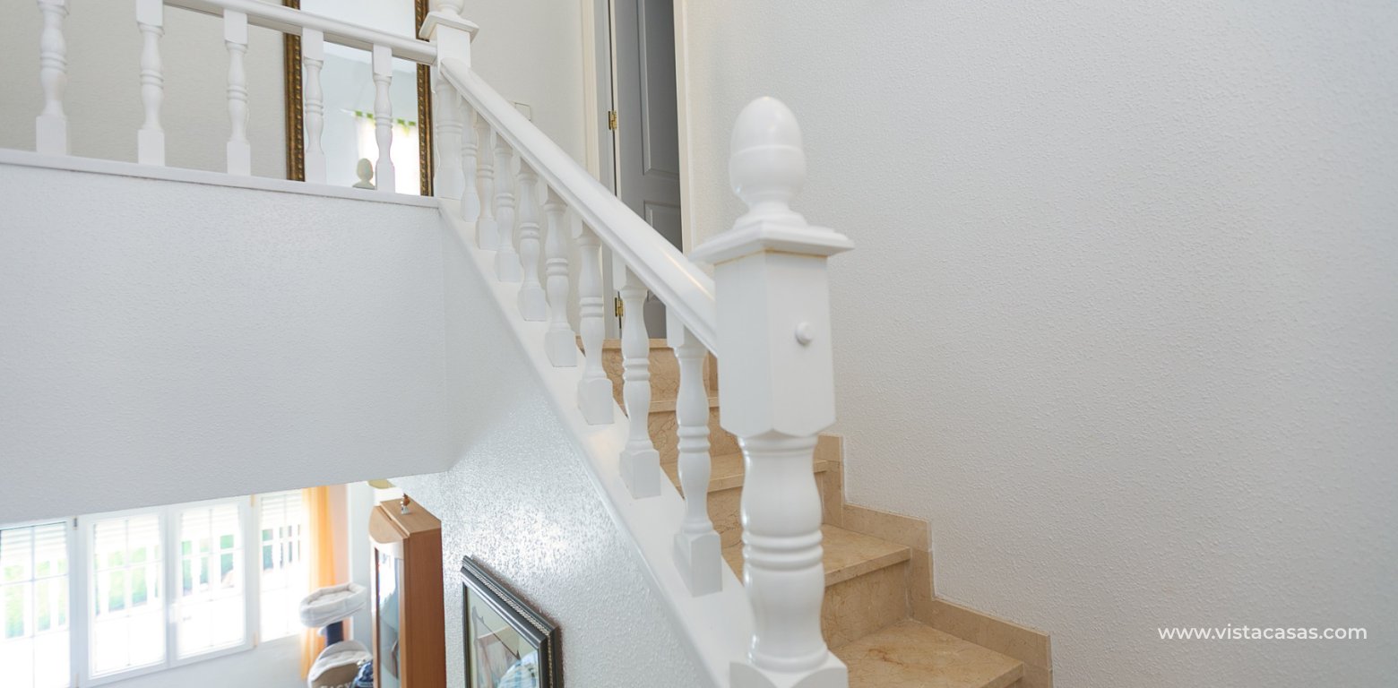 Sale - Villa - Villamartin