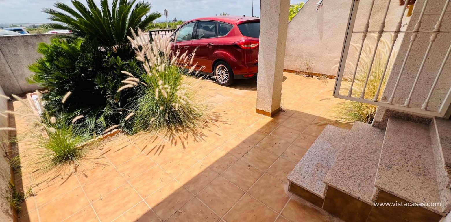 Sale - Townhouse - Daya Nueva