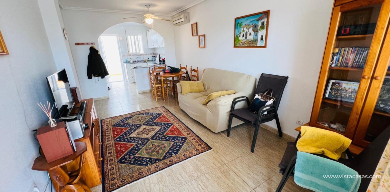 Sale - Townhouse - Daya Nueva