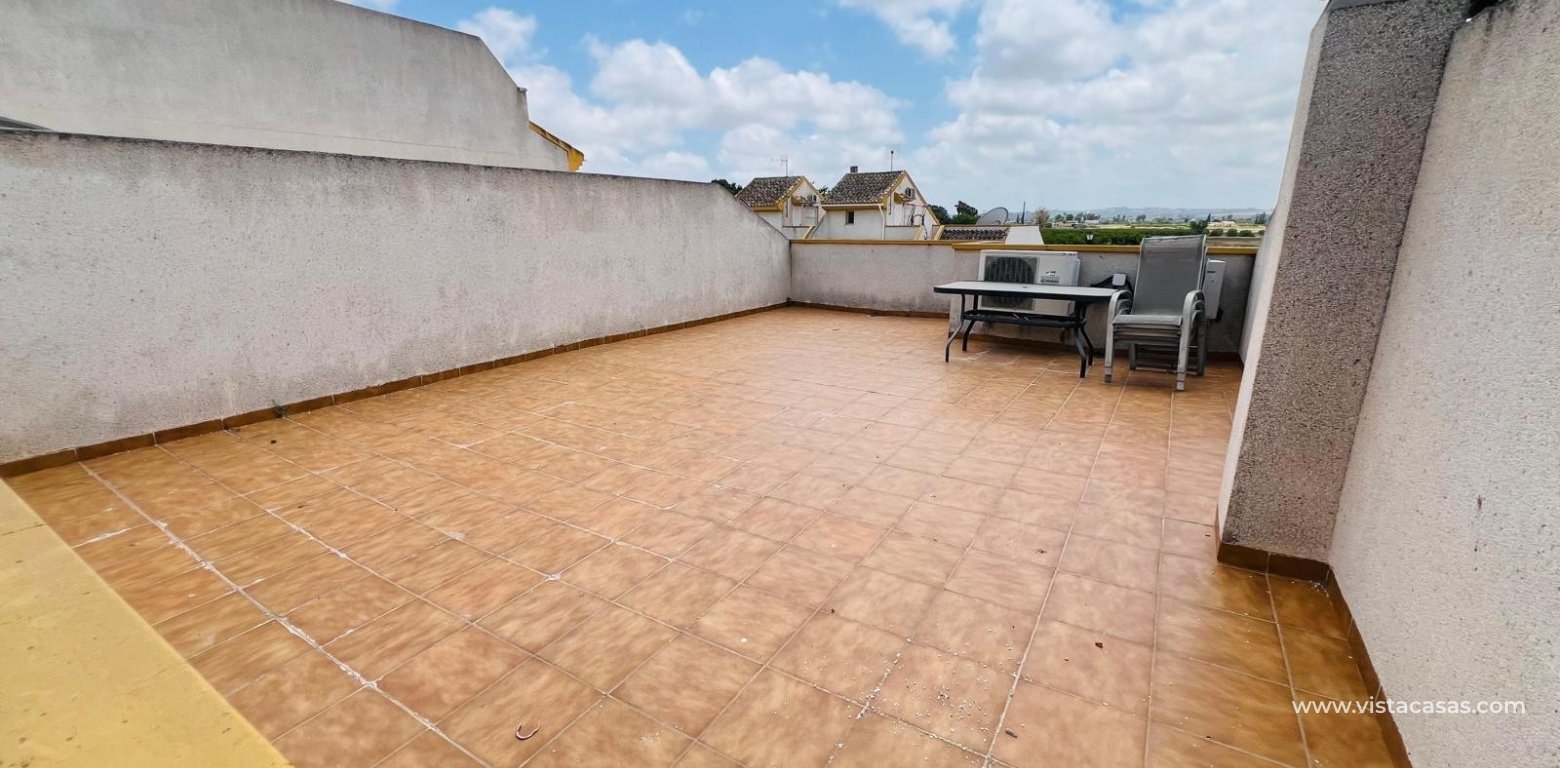 Sale - Townhouse - Daya Nueva