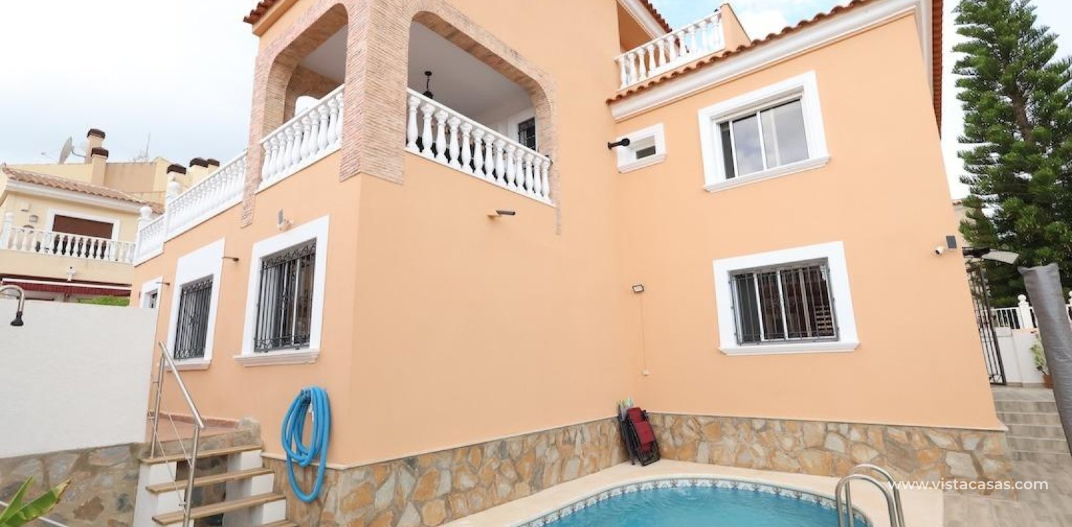 Sale - Villa - Villamartin