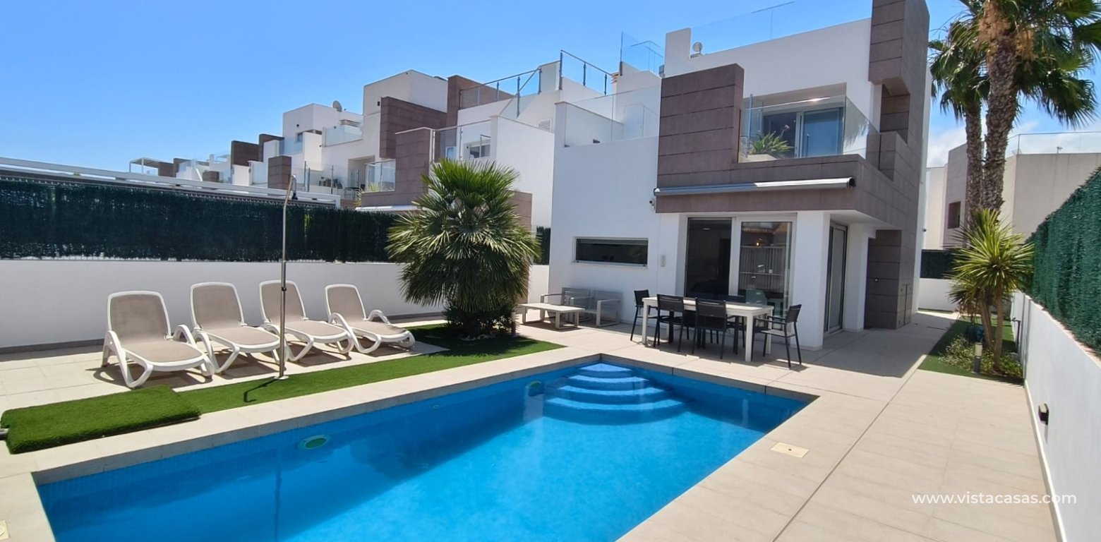 Sale - Villa - El Raso
