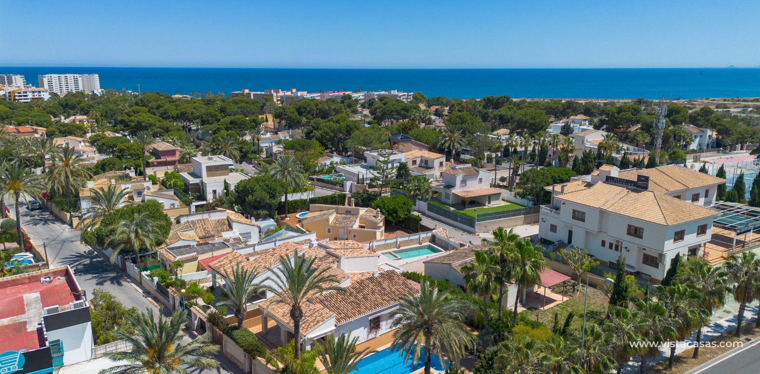 Resale - Villa - Punta Prima