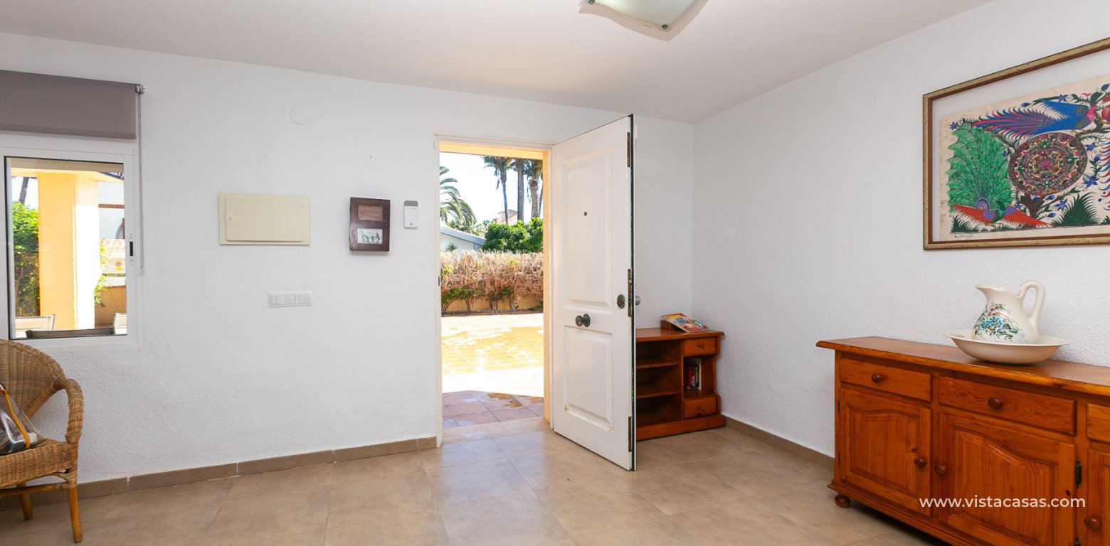 Sale - Villa - La Zenia