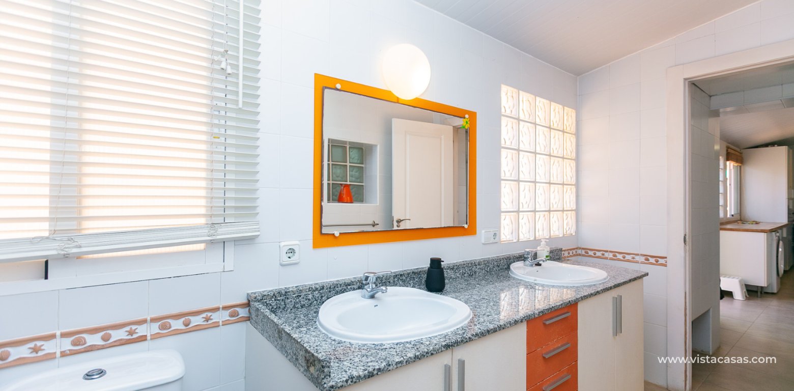 Sale - Villa - La Zenia