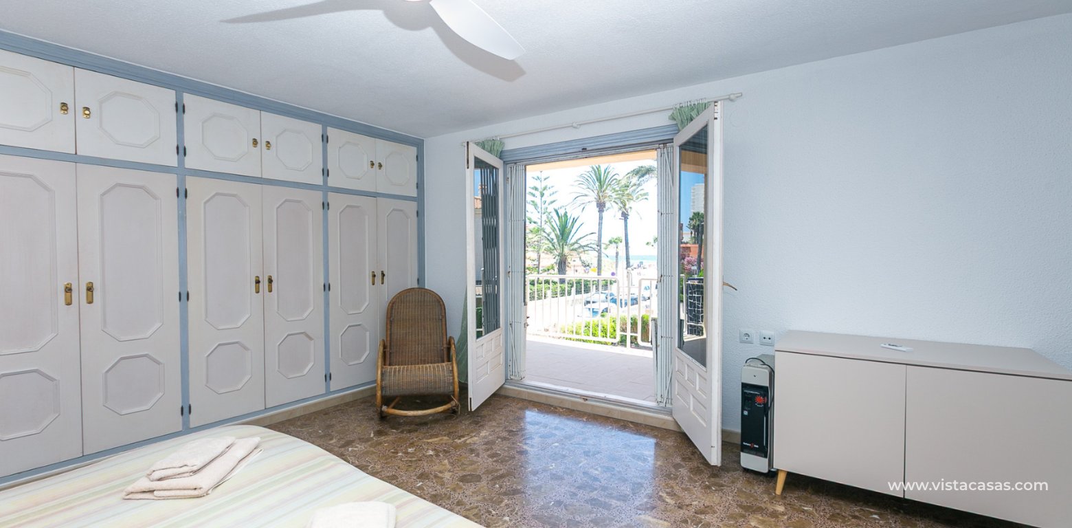 Sale - Villa - La Zenia