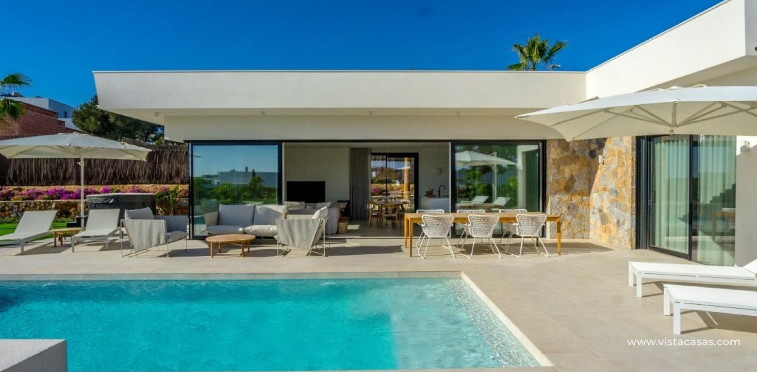 Resale - Villa - Orihuela Costa - Las Colinas Golf