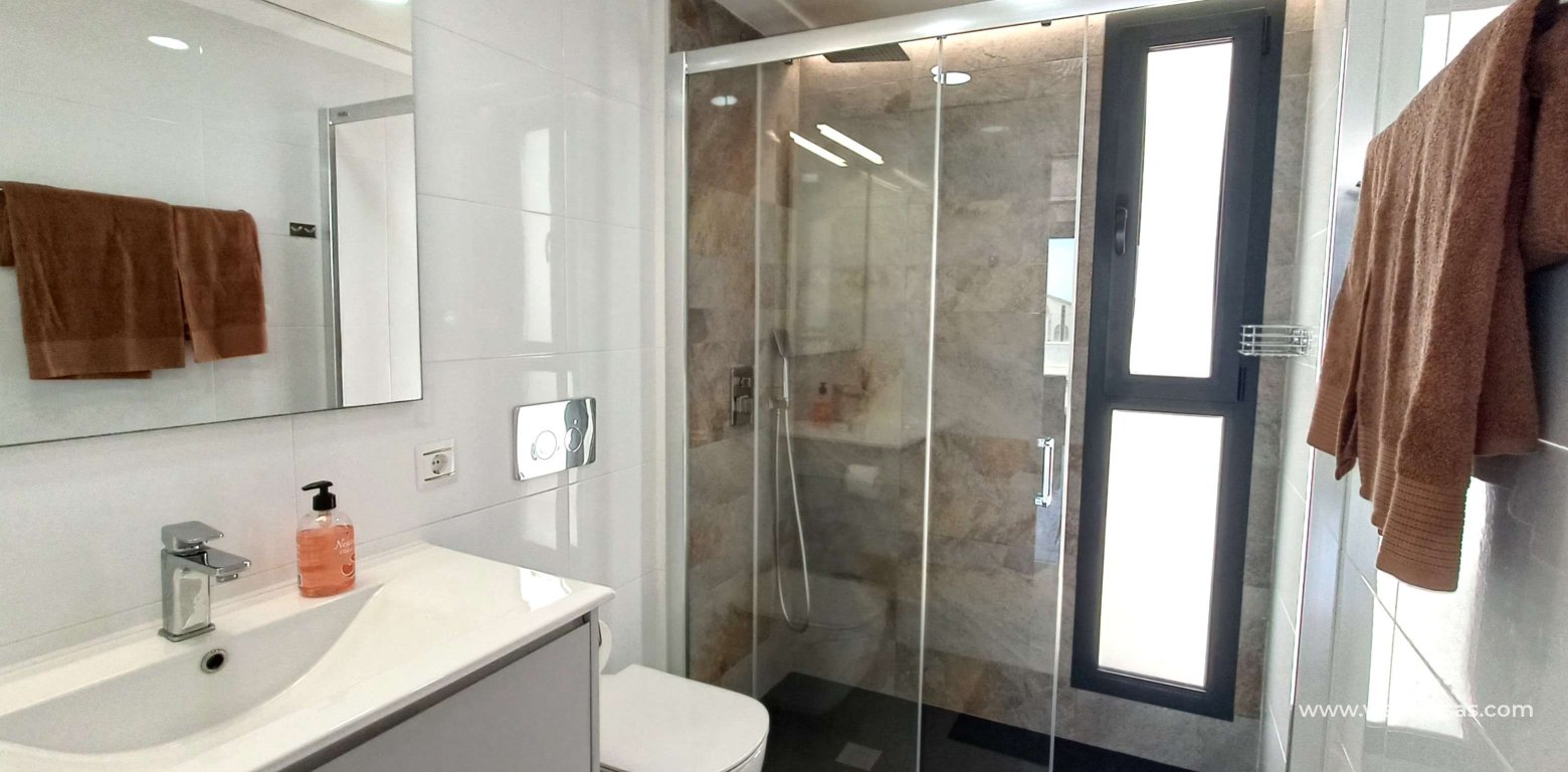 Resale - Villa - Algorfa - La Finca Golf Resort