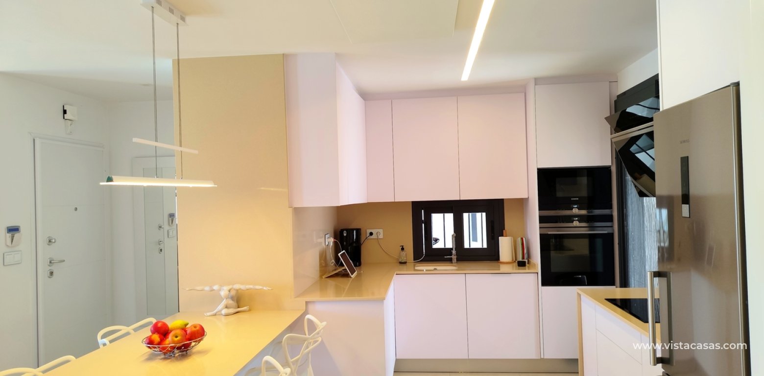 Resale - Villa - San Miguel de Salinas