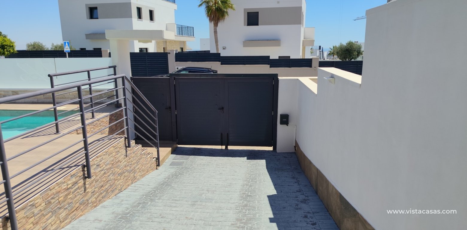 Resale - Villa - San Miguel de Salinas