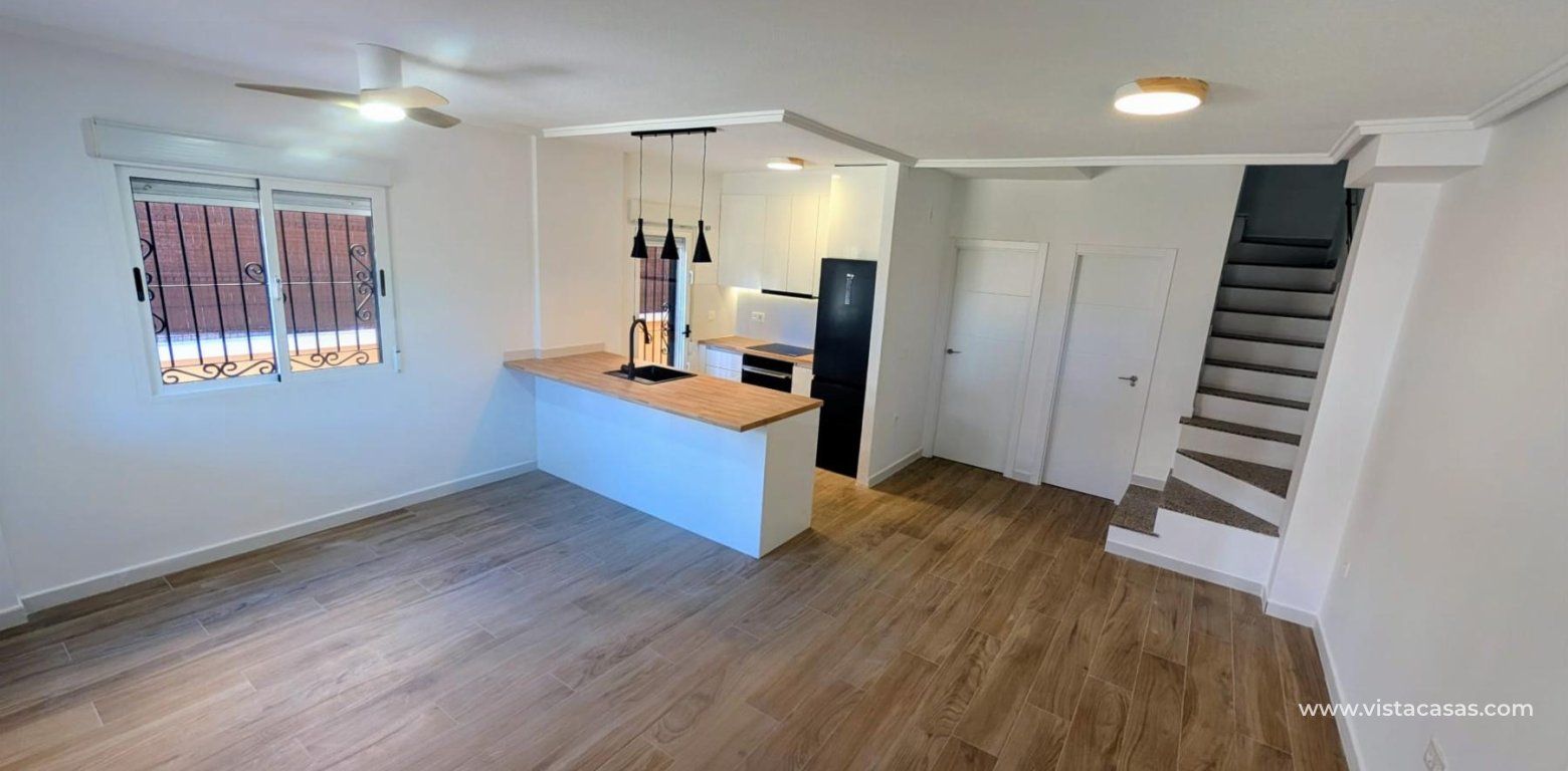 Sale - Radhus - Los Altos