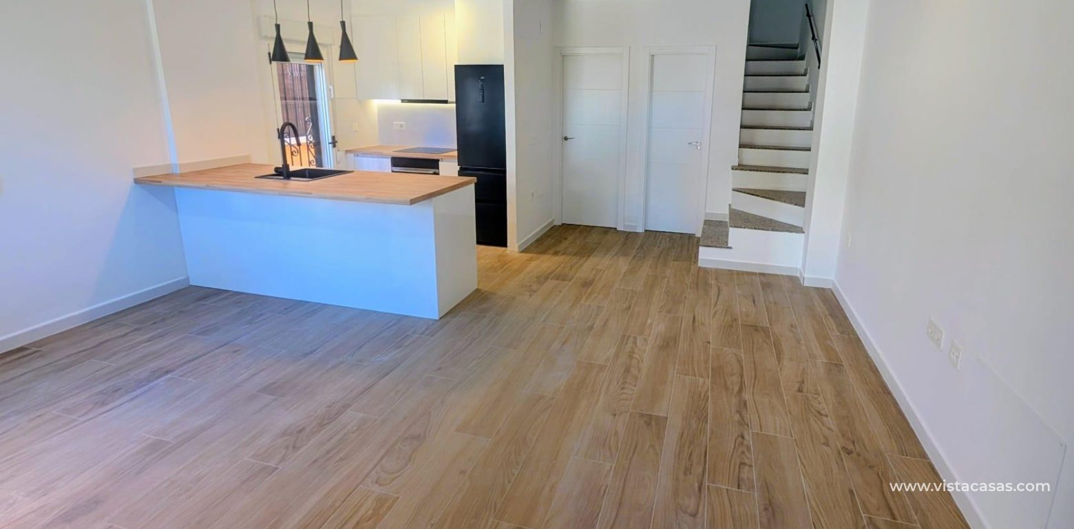 Sale - Radhus - Los Altos