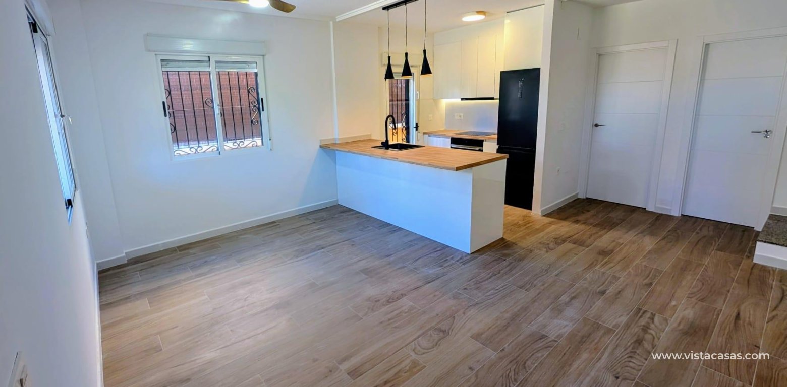 Sale - Radhus - Los Altos