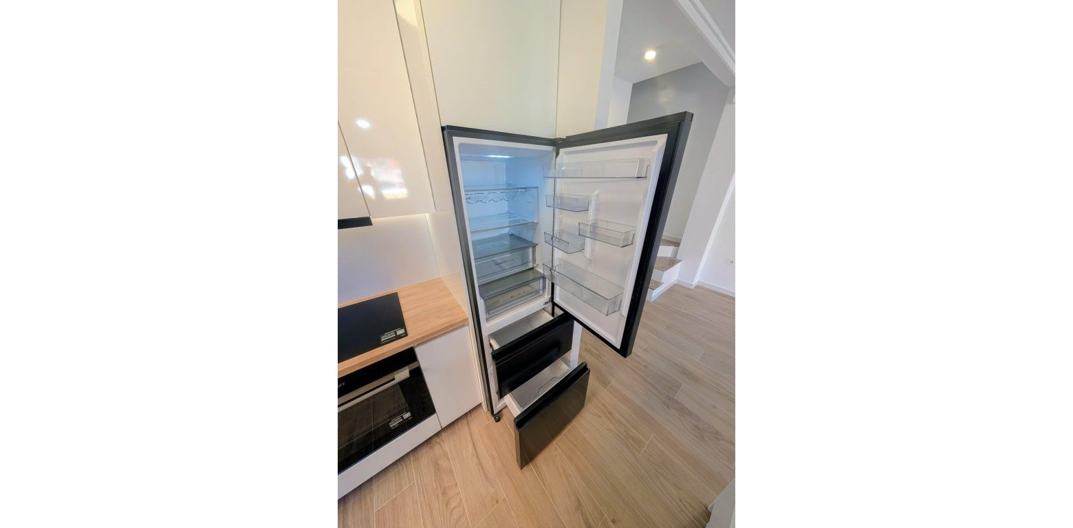 Sale - Radhus - Los Altos