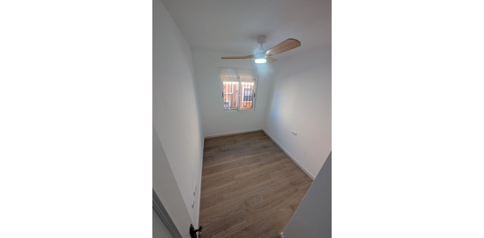 Sale - Radhus - Los Altos