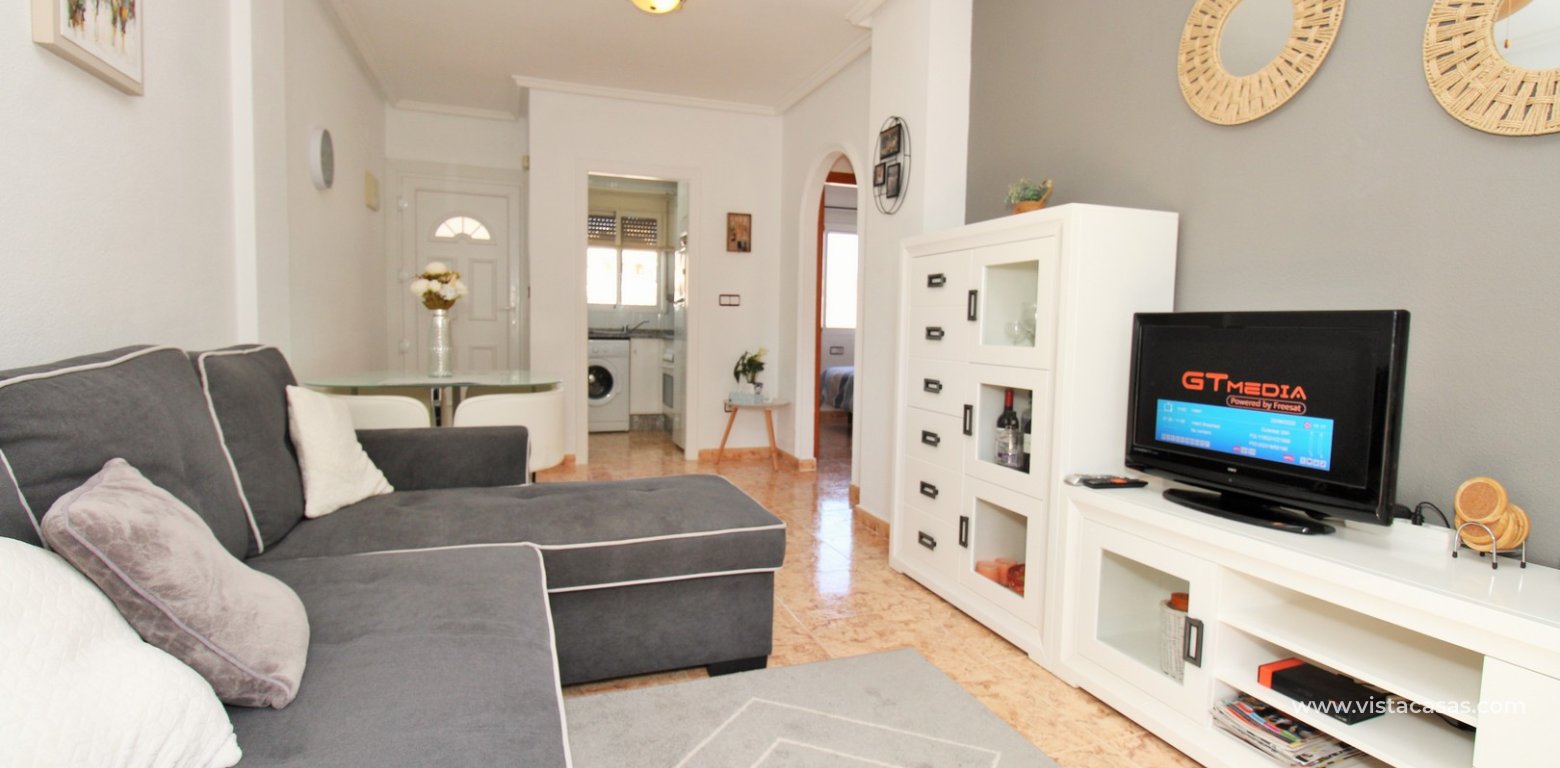 2 Bed Penthouse Apartment with Solarium For Sale in St James Hills Villamartin lounge