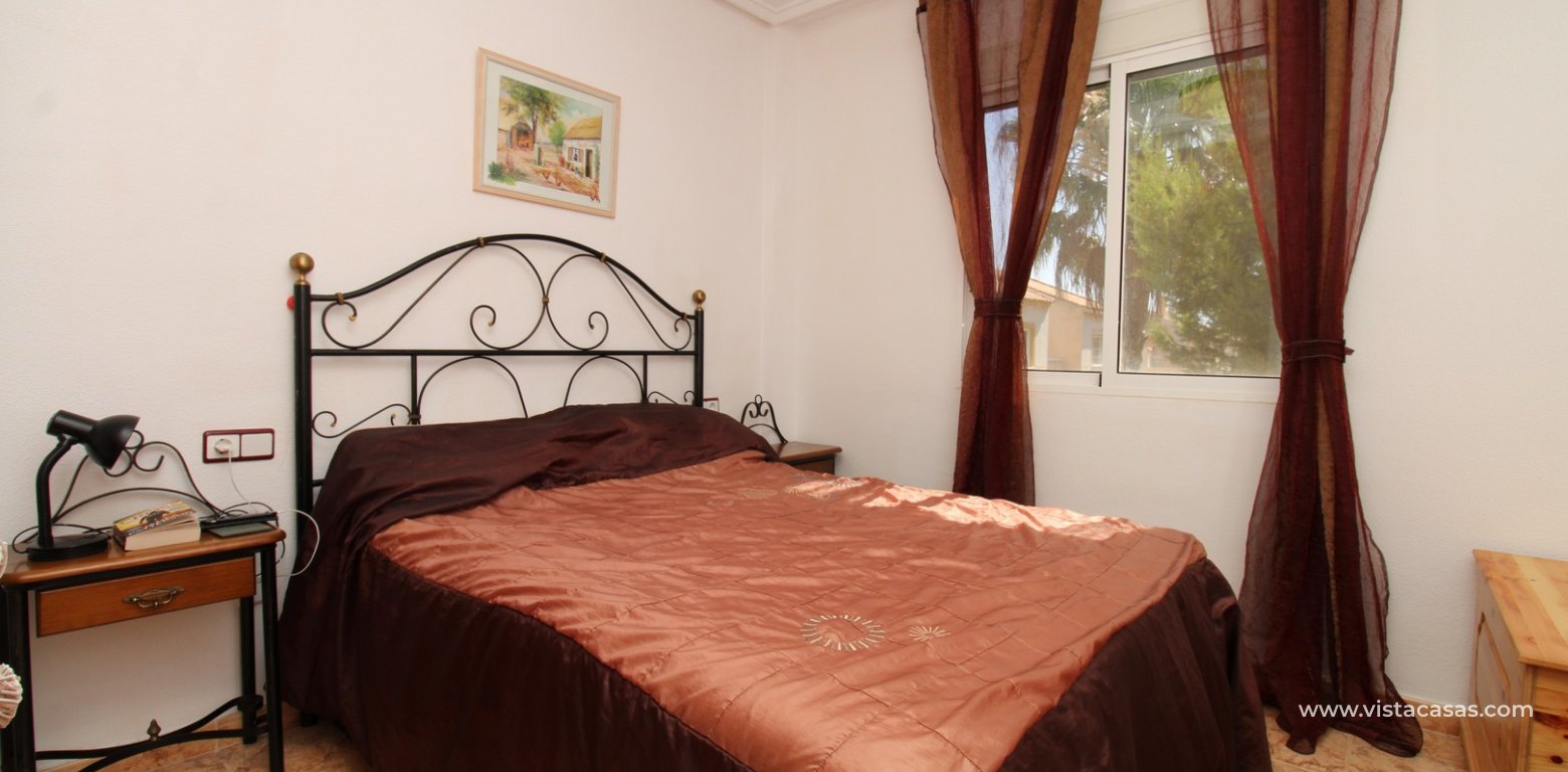 2 Bed Penthouse Apartment with Solarium For Sale in St James Hills Villamartin master bedroom