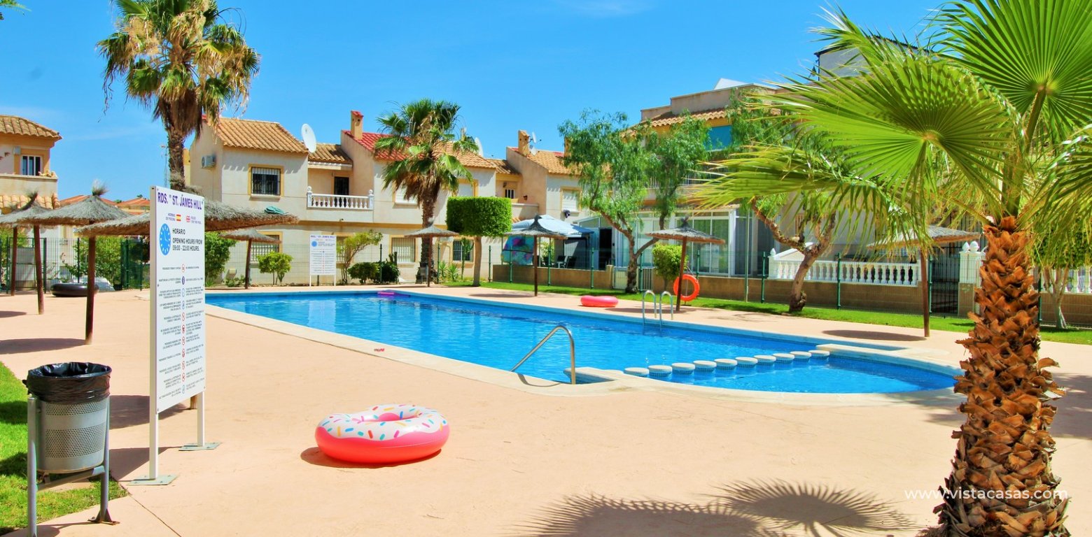 2 Bed Penthouse Apartment with Solarium For Sale in St James Hills Villamartin commaunl swimming pool