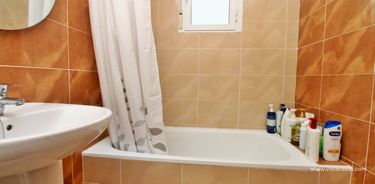 3 Bed Villa For Sale in Paola IV San Miguel de Salinas bathroom 2