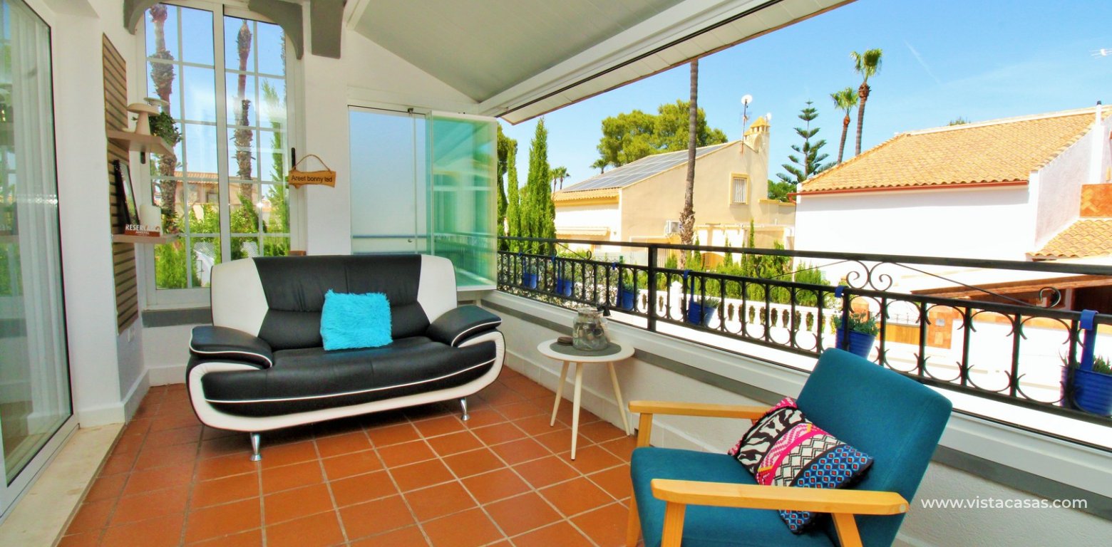 Renovated 3 Bed Villa Near Villamartin Plaza terrace