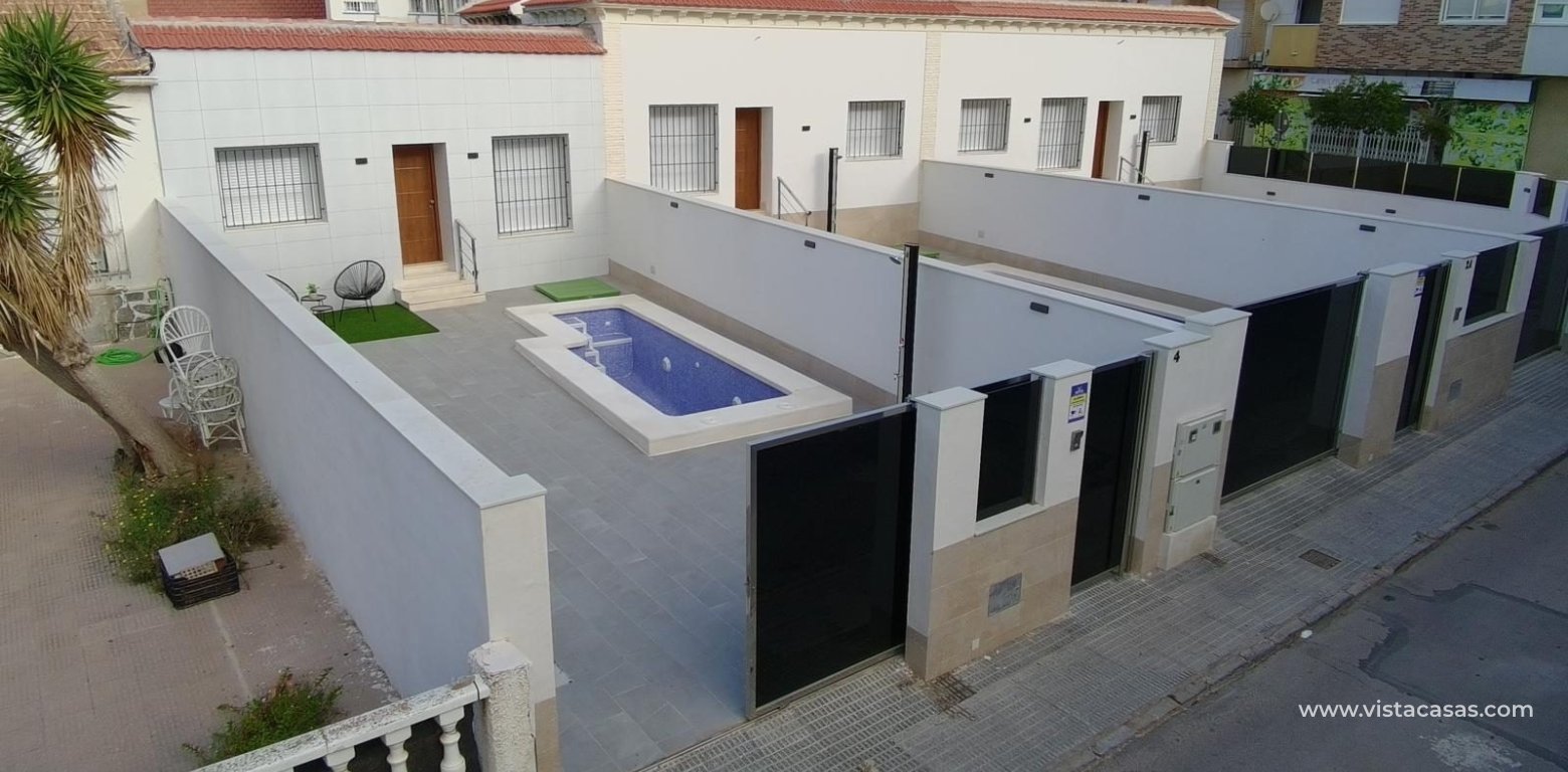 New Build - Townhouse - 