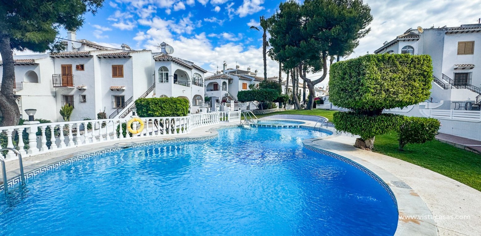 Resale - Bungalow - Torrevieja
