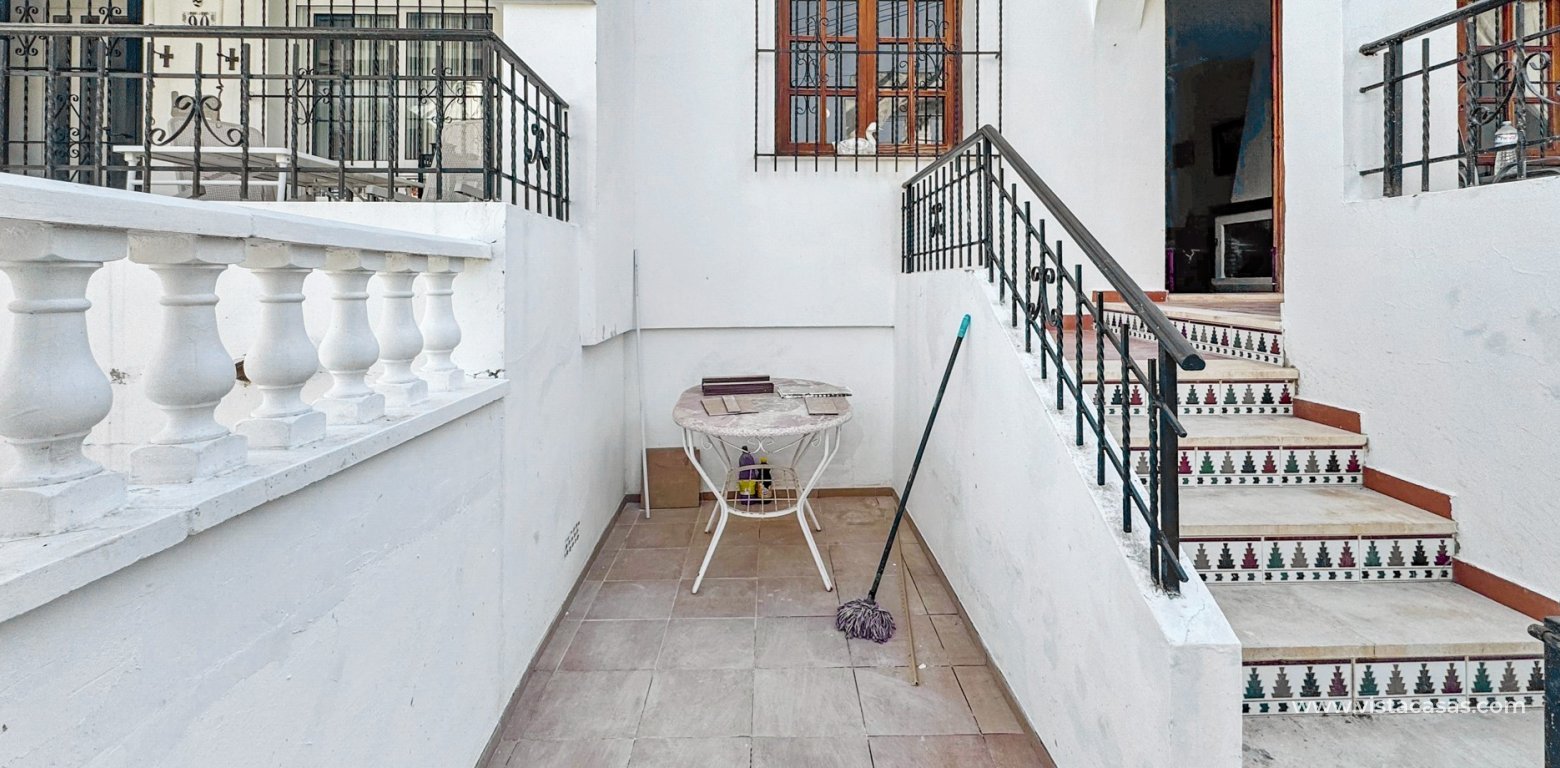 Resale - Bungalow - Torrevieja