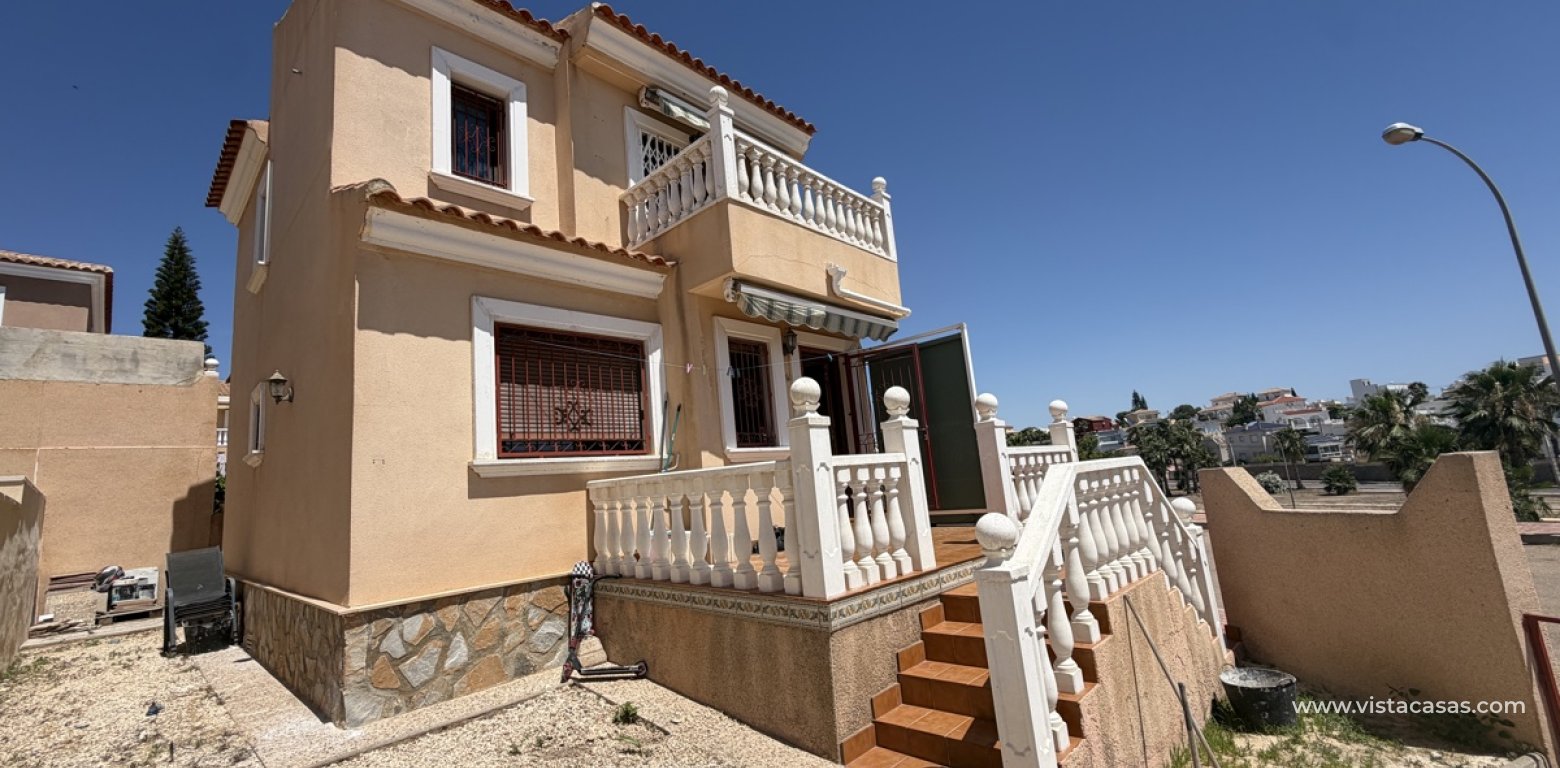 Resale - Villa - Villamartin