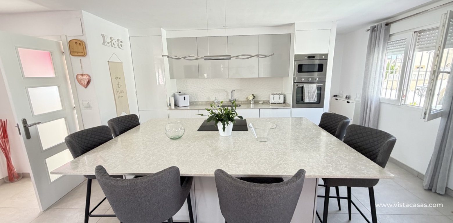 Resale - Villa - San Miguel de Salinas