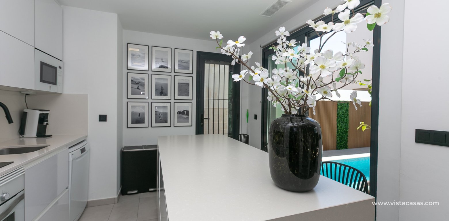 Sale - Villa - Villamartin