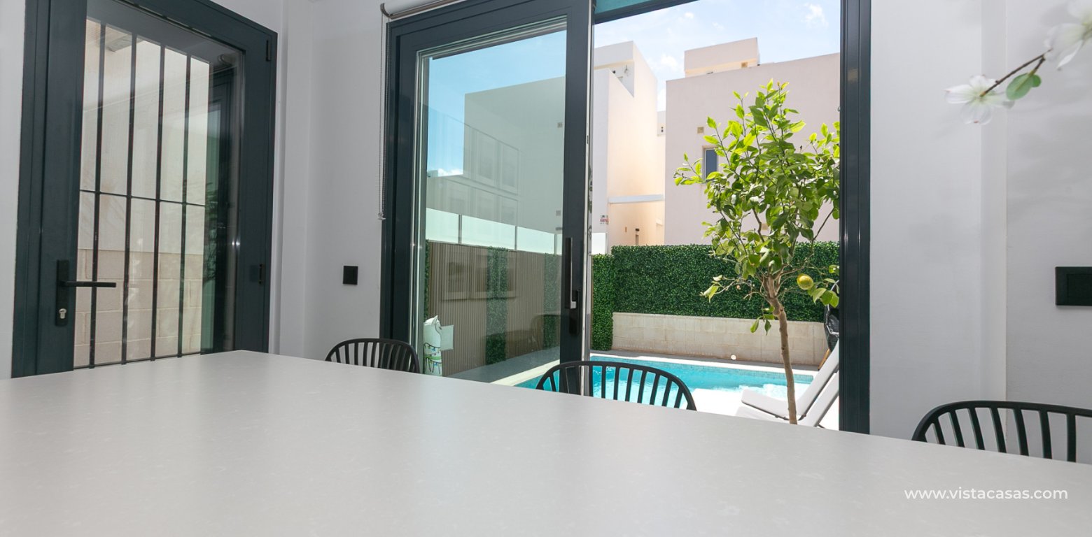 Sale - Villa - Villamartin