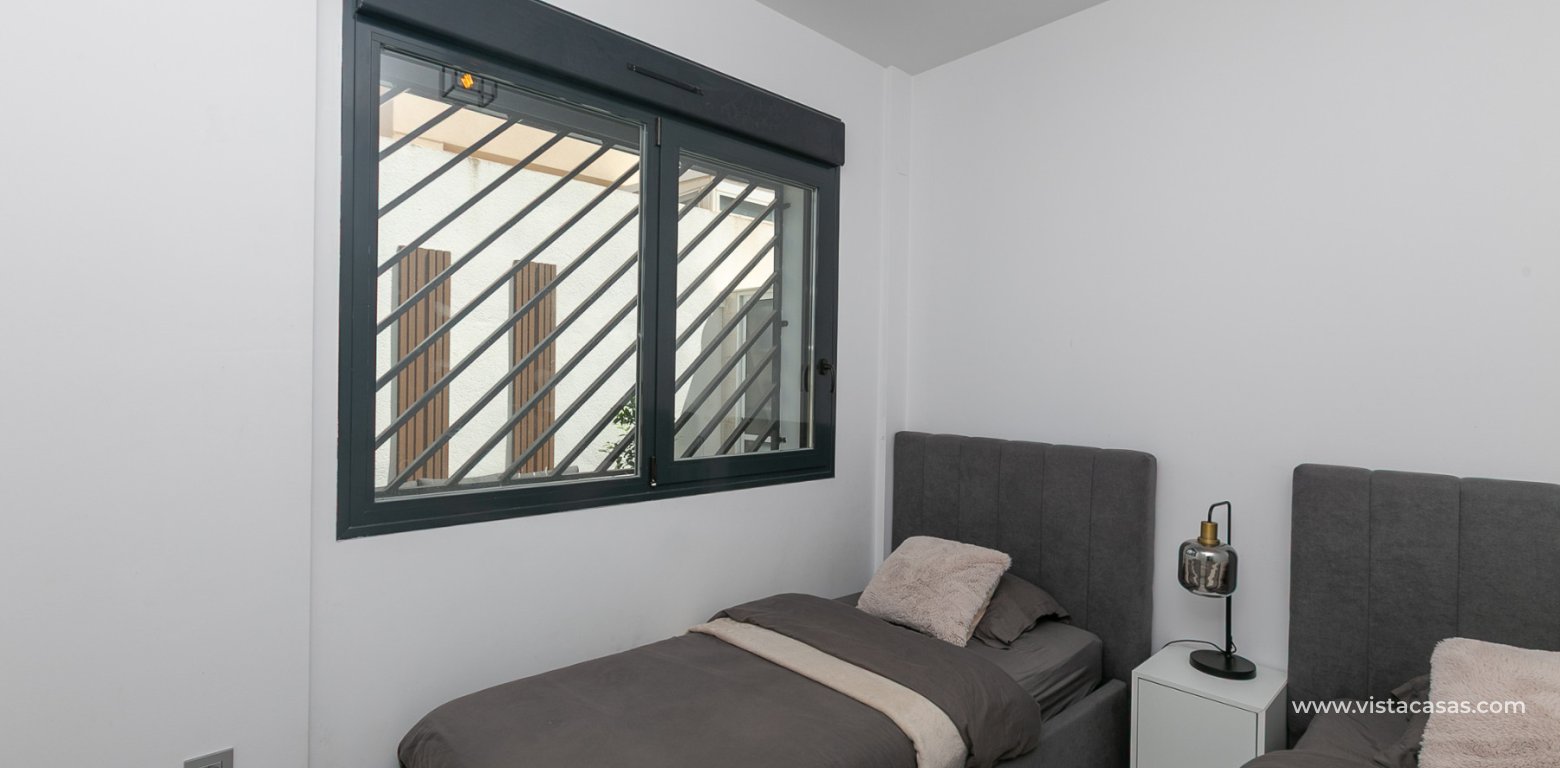 Sale - Villa - Villamartin